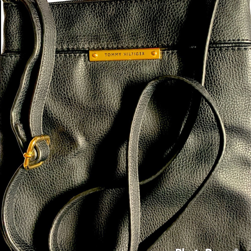 Tommy Hilfiger crossbody